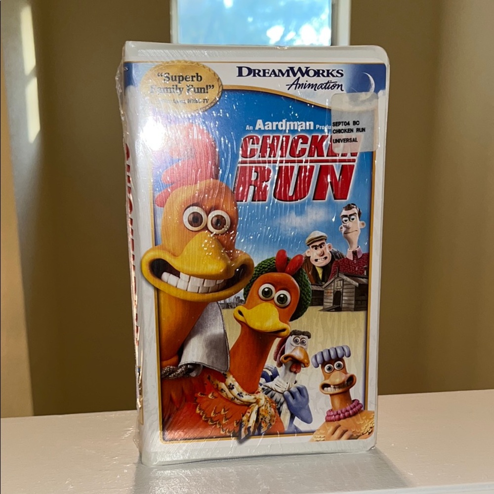 Chicken Run VHS Tape